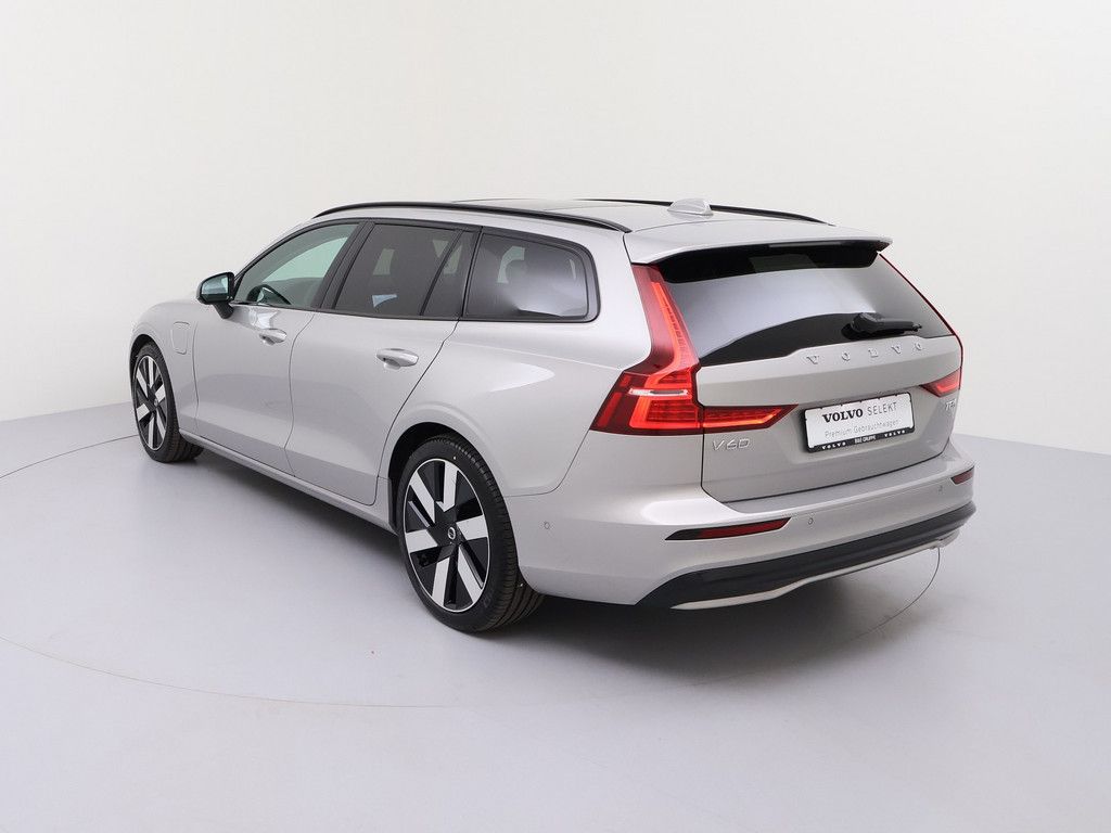 Volvo V60 T8 Ultra Dark Recharge Plug-In Hybrid AWD
