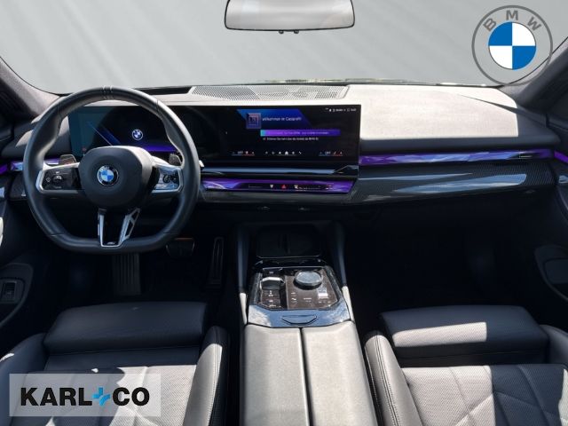 BMW 520 iA Tou. M-Sport AHK MemorySitze Pano. 360°
