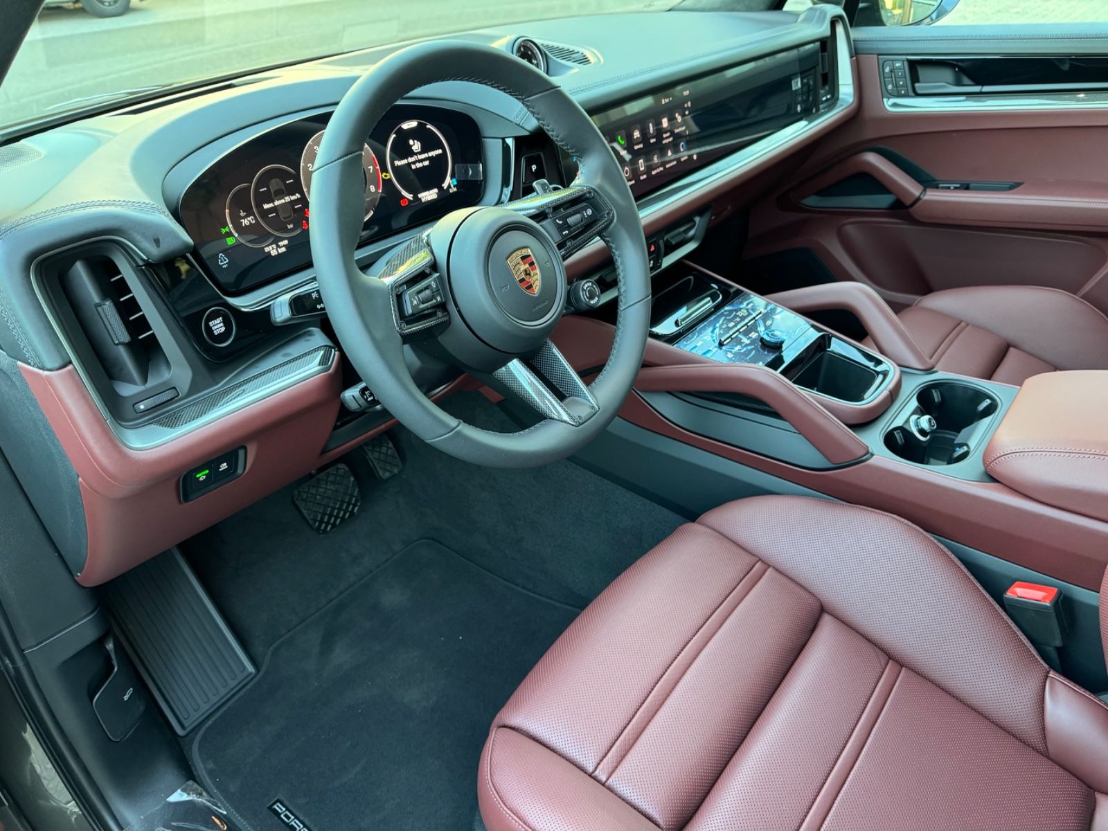 Porsche E-HYBRID|-9%LP|SPORTDESIGN|SPORTABGAS|CARBON|