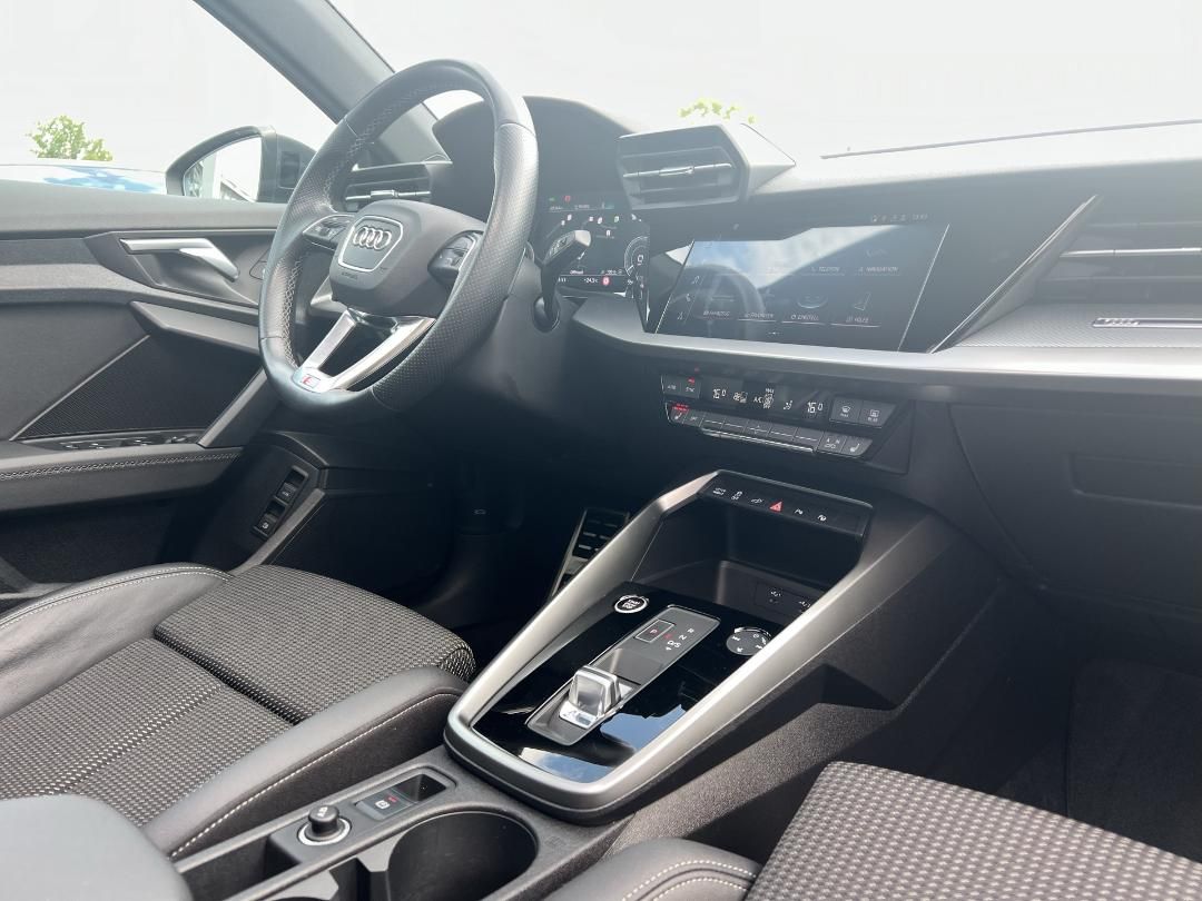 Audi A3 Sportback TFSI e S line A3 Sportback 40 TFSI