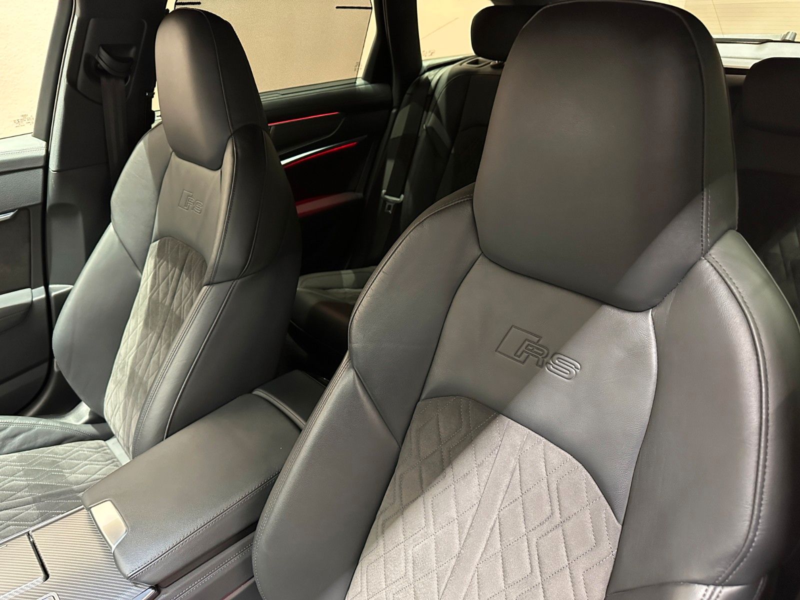 Audi RS6 Avant 4.0 TFSI quattro *1. HAND*B&O*KERAMIK*