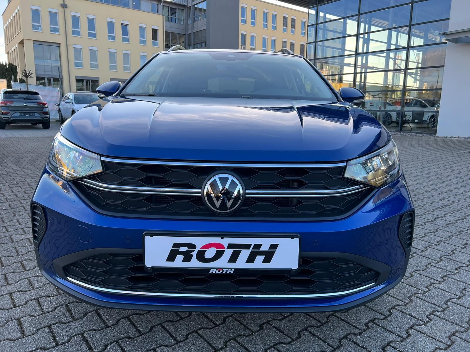 Volkswagen Taigo 1.0 TSI Life - Samsaru's Car Outlet