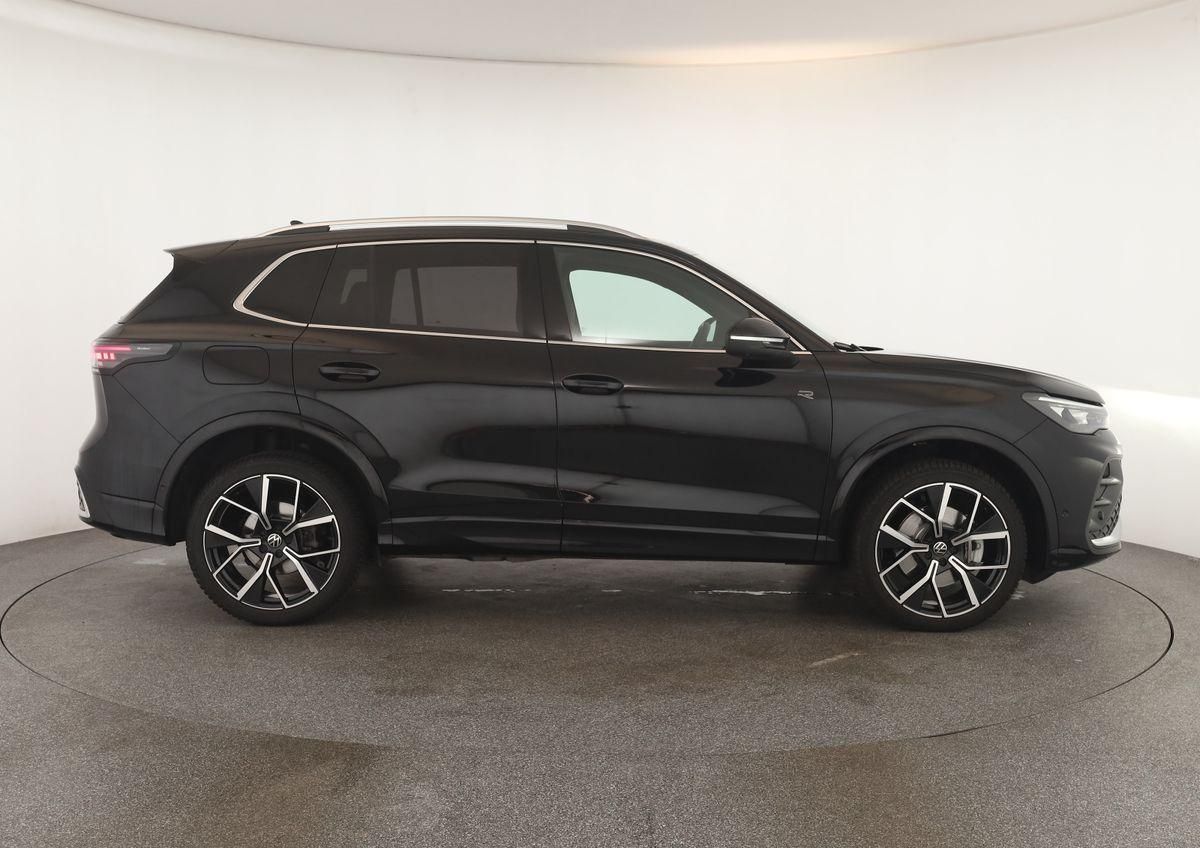 Volkswagen Tiguan 2.0 TDI 4M DSG R-Line Leder Pano Navi 360