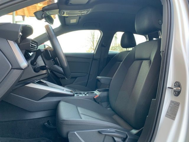 Audi A3 Sportback 30 TFSI S line S tronic |virtual|Na