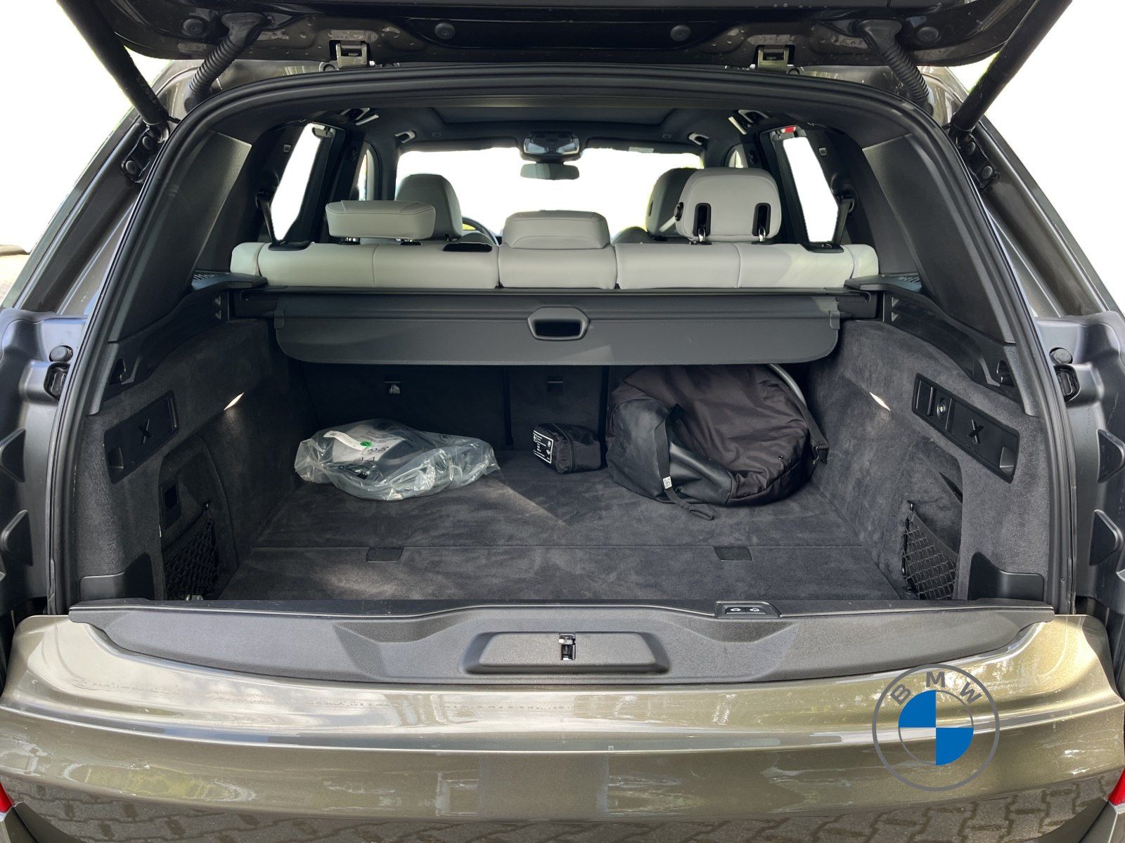 BMW X5 xDrive50e M Sport Autobahnassistent Pano AHK
