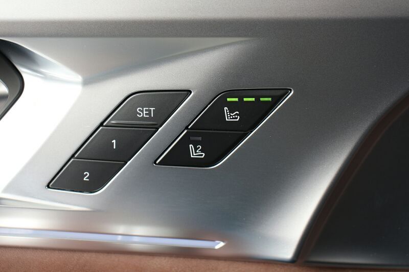 BMW XM Massage B&W ACC HuD Driver´s Package Park+