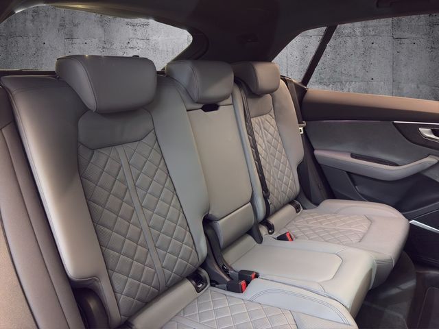 Audi Q8 50 TDI S line competition plus AHK+Nachtsicht