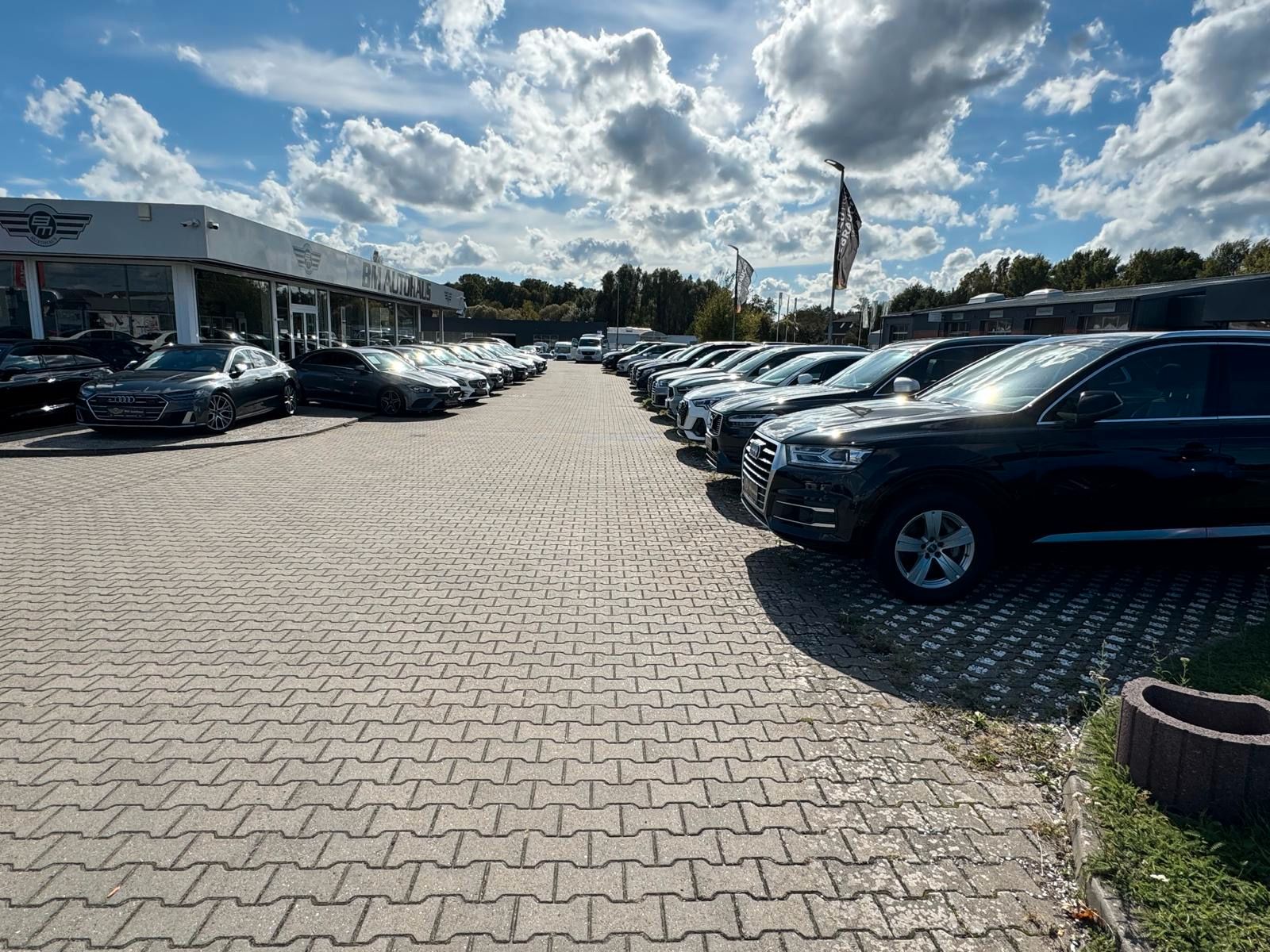 Kia XCeed 1.6 Plug-in Hybrid Platinum Edition - Samsaru's Car Outlet