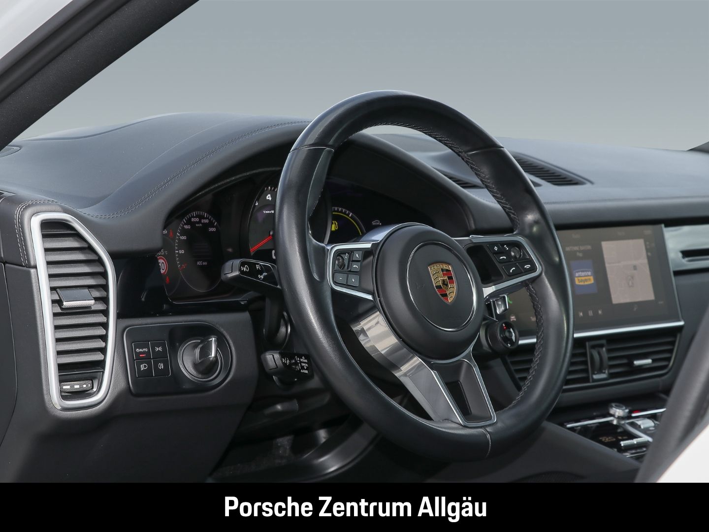 Porsche Cayenne S Coupe Platinum Edition HA-Lenkung BOSE