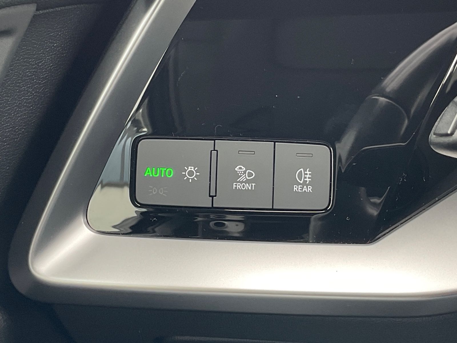 Audi A3 Sportback 35 TFSI advanced - Samsaru's Car Outlet