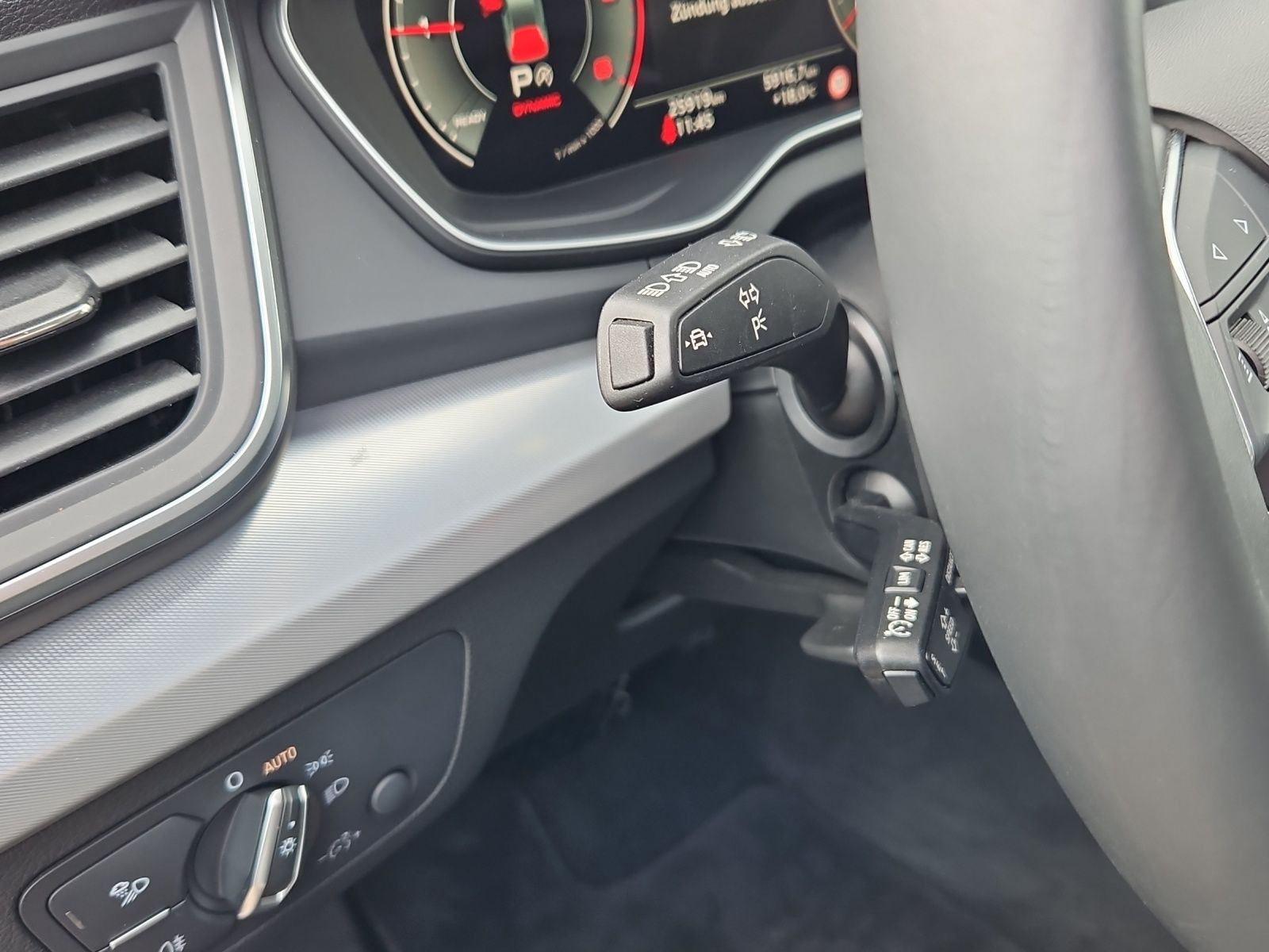 Audi Q5 40 TDI S tronic quattro S line NaviPlus Matri