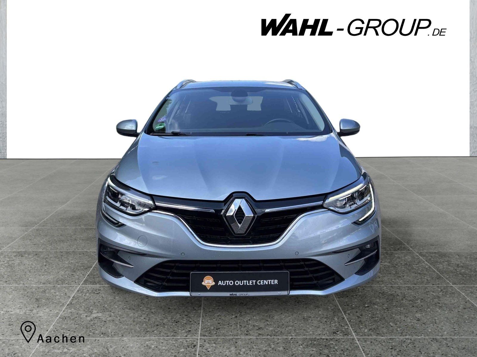 Renault Megane Grandtour ZEN E-TECH Plug-in - Samsaru's Car Outlet