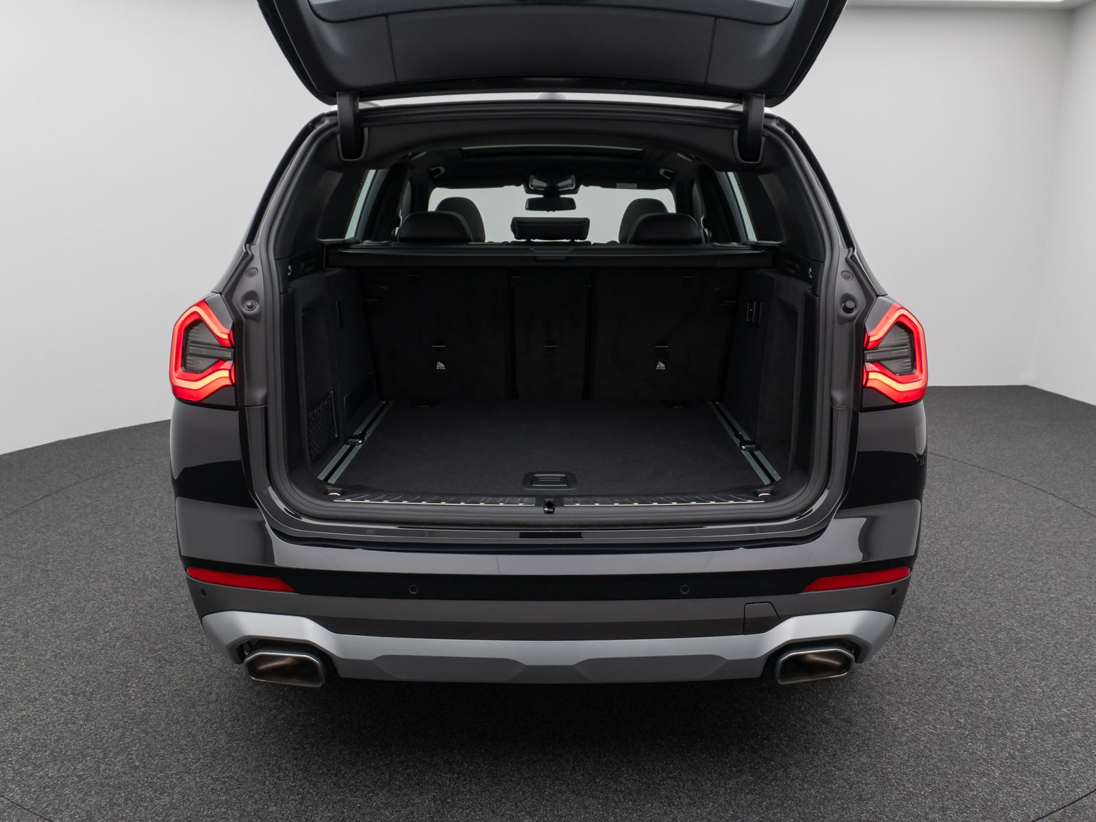 BMW X3 xD30d - Samsaru's Car Outlet