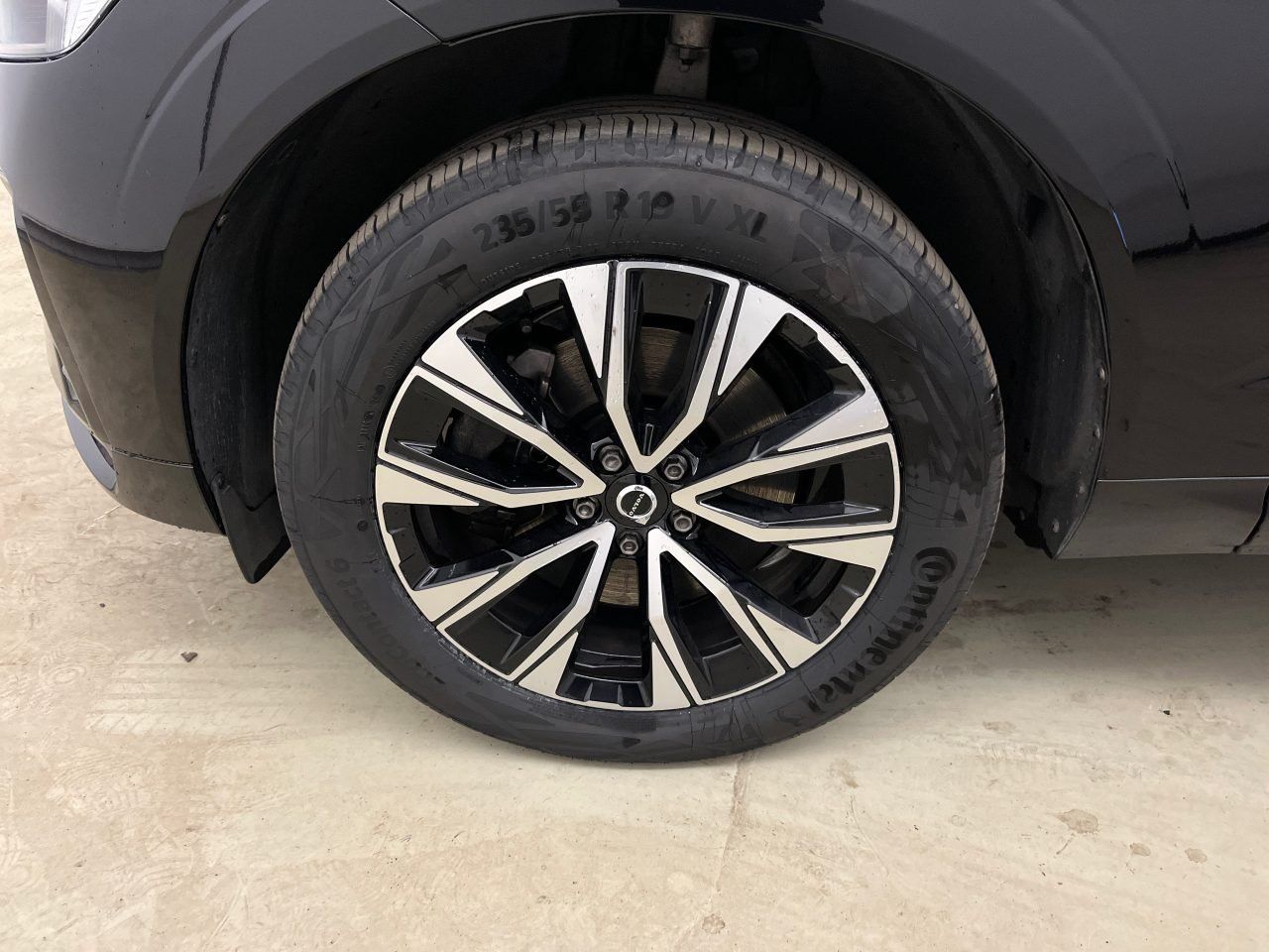 Volvo XC 60 B4 AHK S-Dach El.Heckkl.
