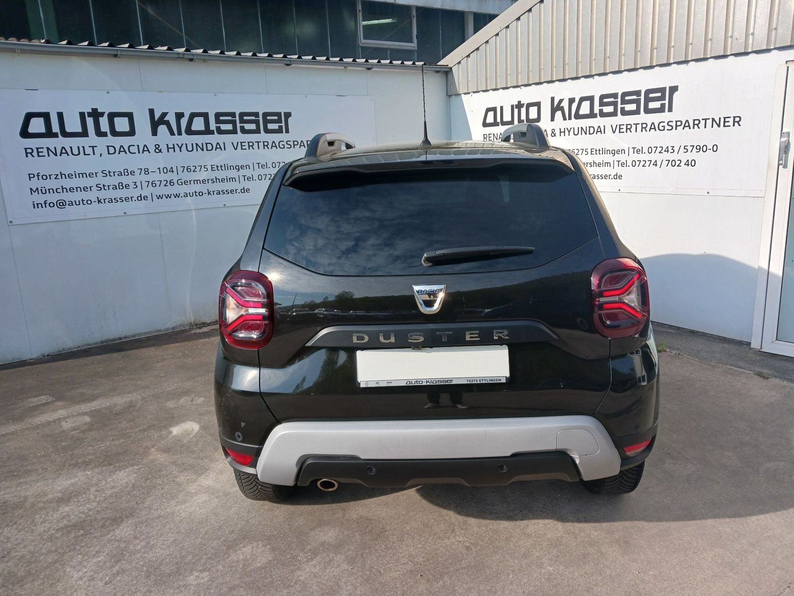 Dacia Duster Prestige TCe 150 EDC - Samsaru's Car Outlet