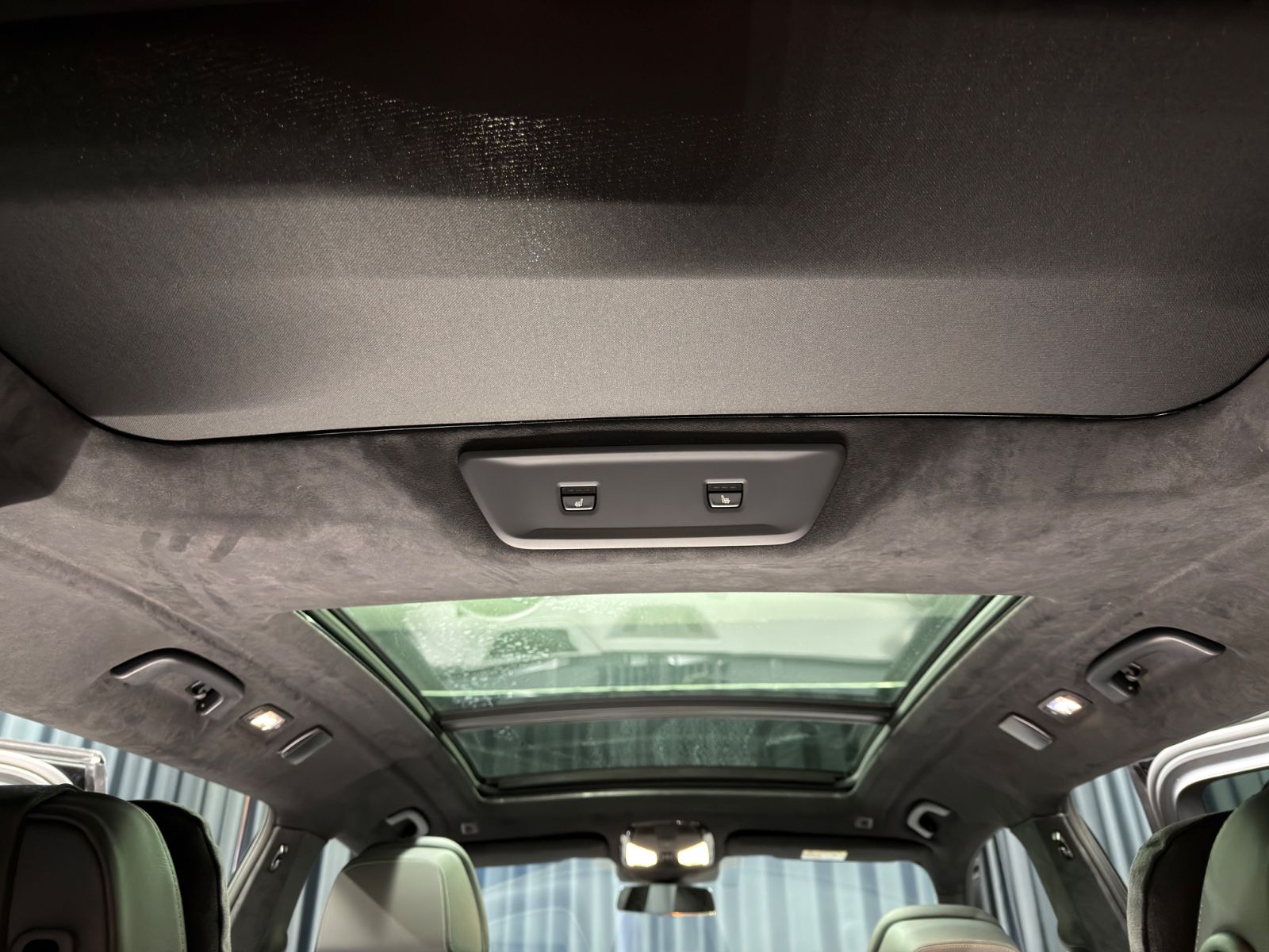 BMW X7 xDrive 40d M SPORT PRO|LUFT|PANO|7-SITZER|AHK
