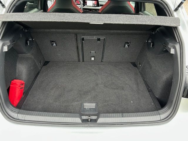 Volkswagen Golf VIII GTI Clubsport - Samsaru's Car Outlet