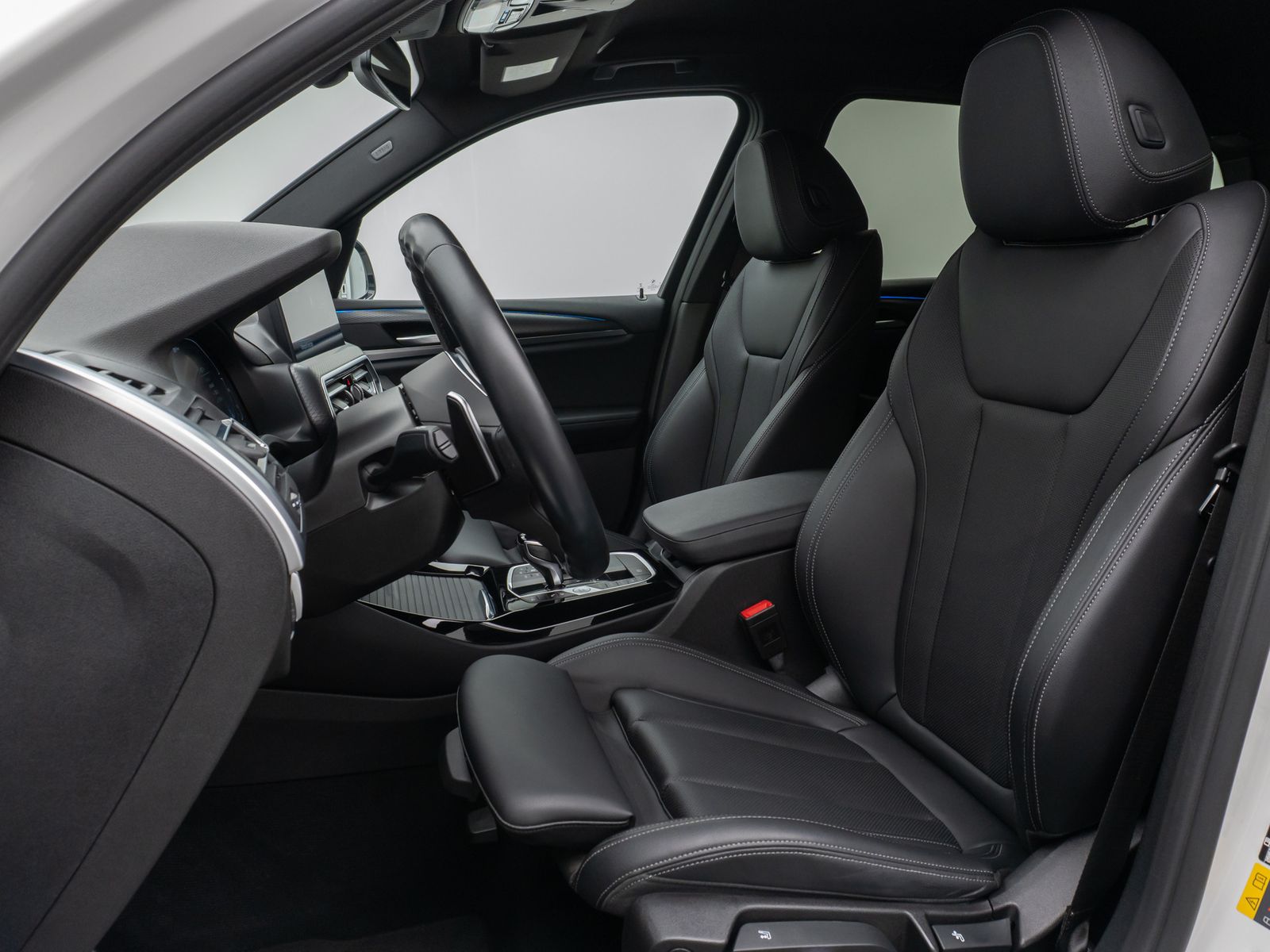 BMW X3 xD30e M Sport - Samsaru's Car Outlet