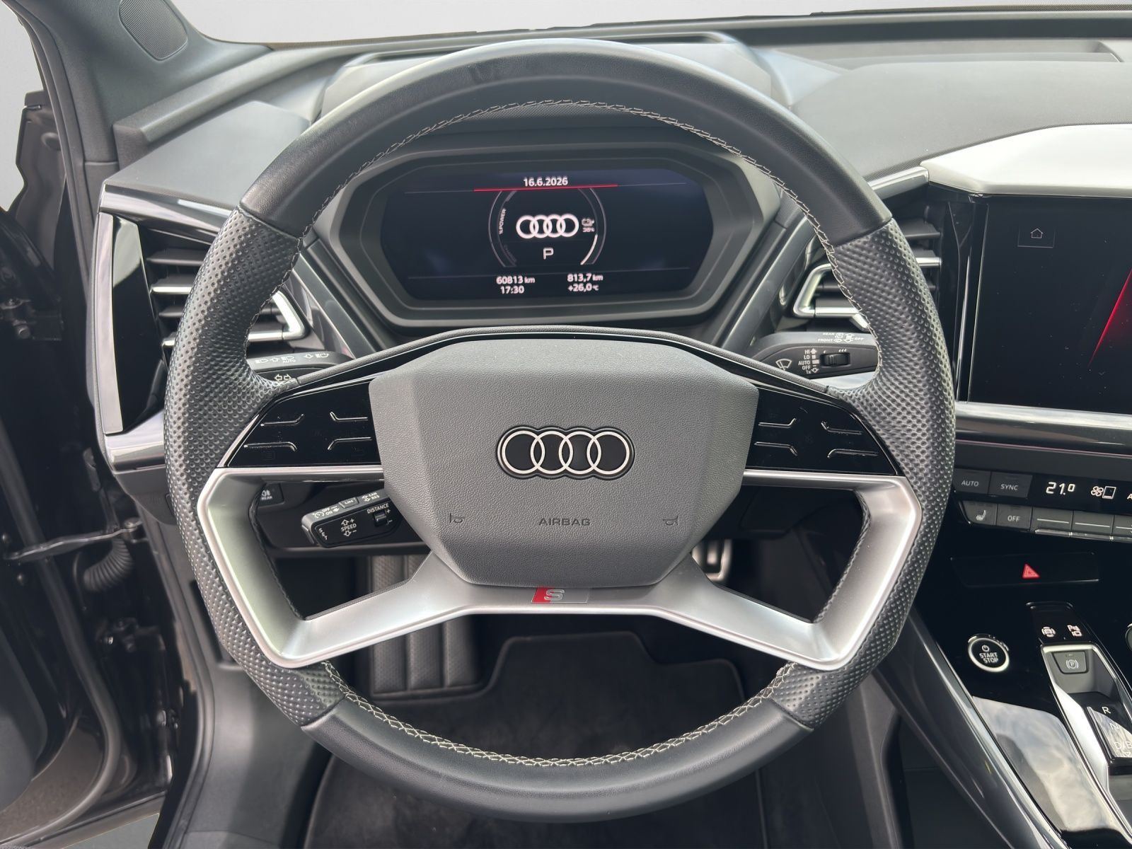 Audi Q4 e-tron 50 Quattro S-line KLIMA NAVI RFK SHZ A