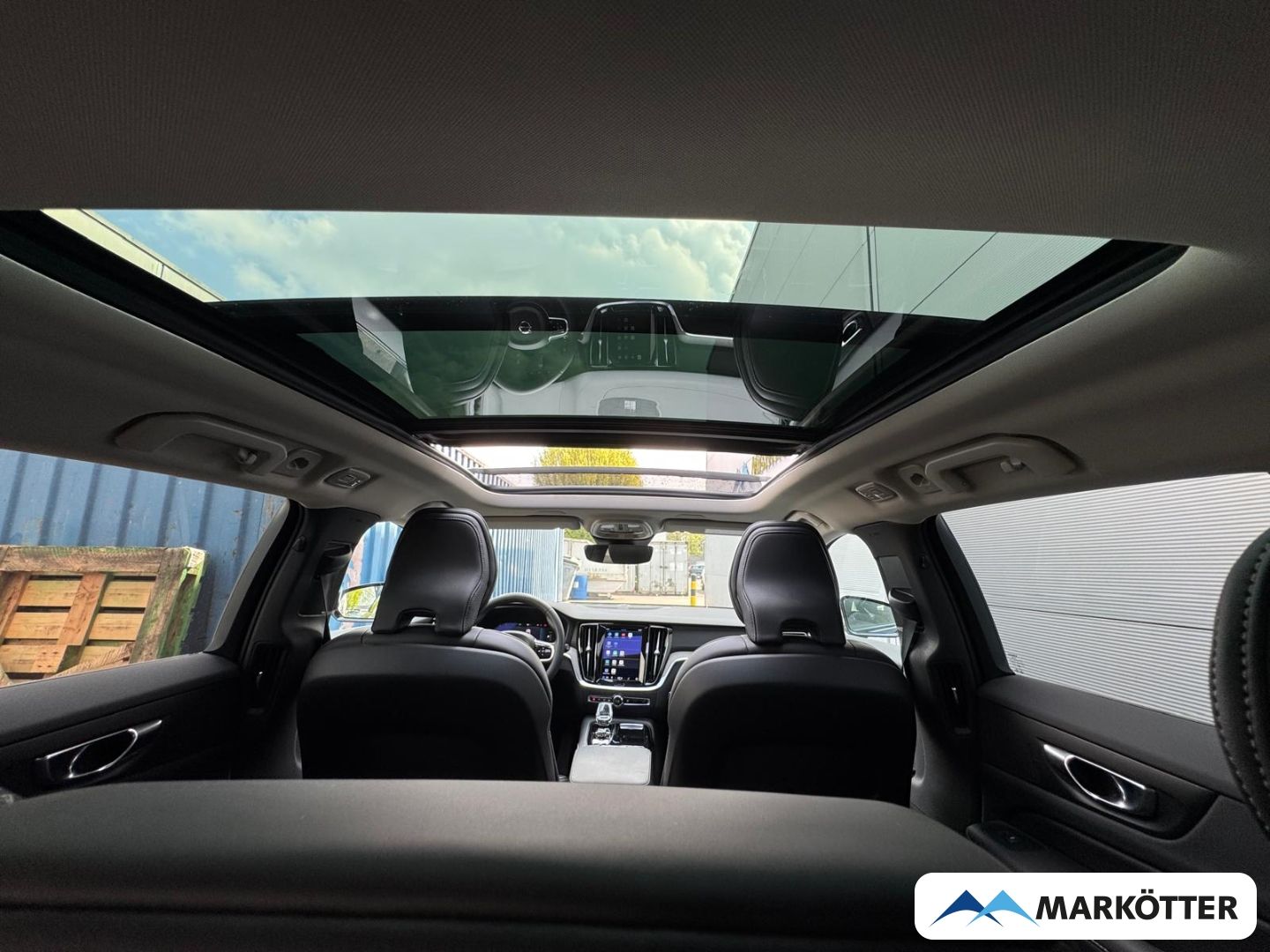 Volvo V60 T8 Recharge AWD Ultimate Dark 360CAM/AHK/ACC