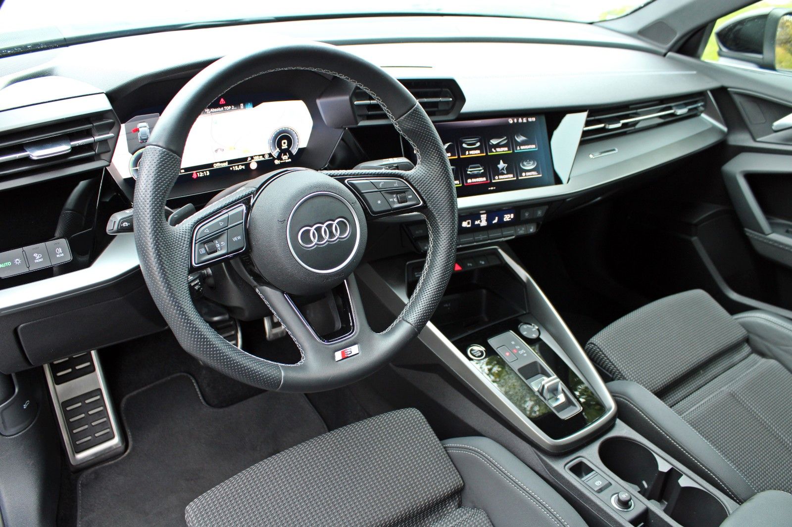 Audi A3 Sportback 40TFSIe S-tronic S LINE LED PARKEN