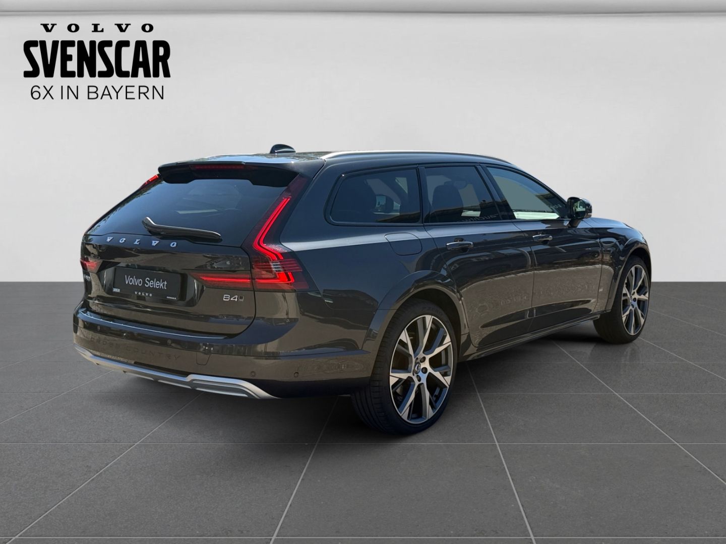 Volvo V90 Cross Country B4 AWD Ultimate B&W StandHZG L