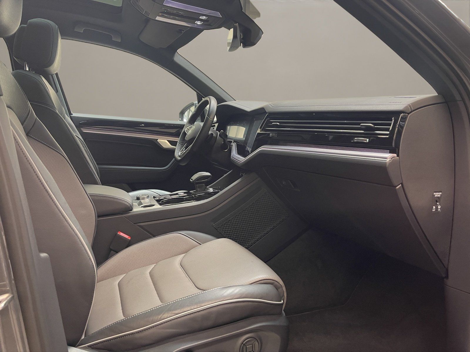 Volkswagen Touareg 3.0 V6 TDI 4Motion R-Line Pano R-Line LM