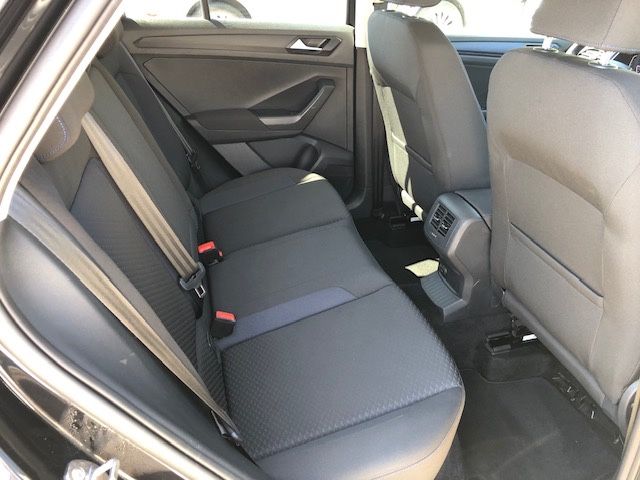 Volkswagen T-Roc R Line - Samsaru's Car Outlet