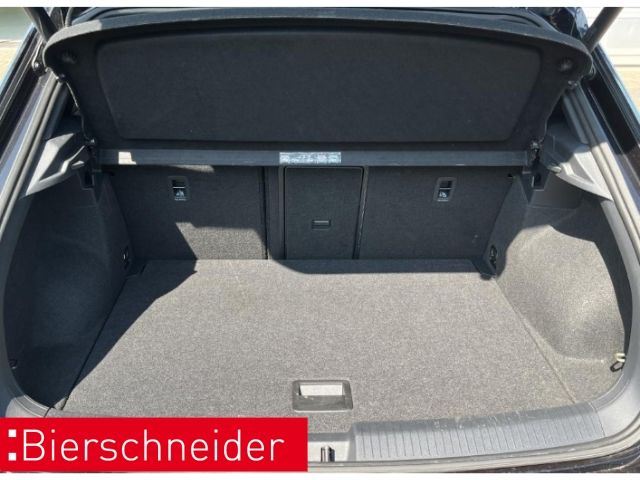 Volkswagen T-Roc 1.5 TSI Sport - Samsaru's Car Outlet