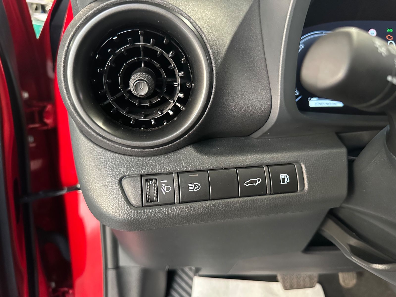 Toyota C-HR Hybrid FWD - Samsaru's Car Outlet