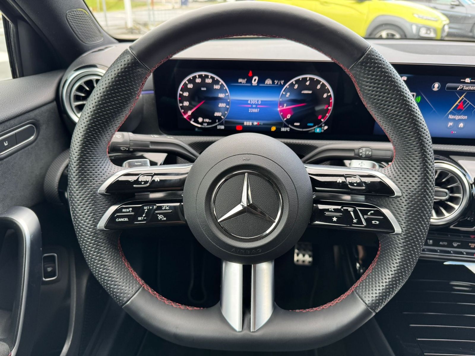 Mercedes-Benz A-Klasse Limousine 250 4Matic AMG-Line - Samsaru's Car Outlet