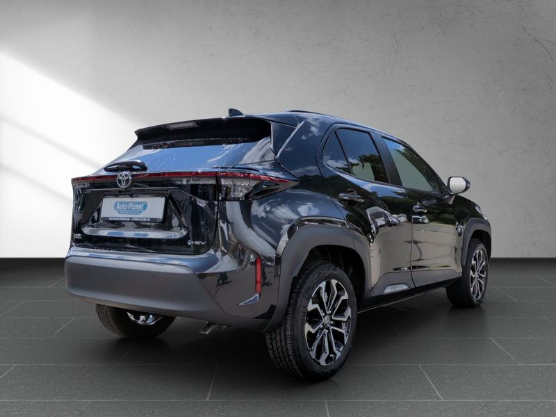 Toyota Yaris Cross 1.5 Hybrid Teamplayer *2xPDC*ACC*BLI