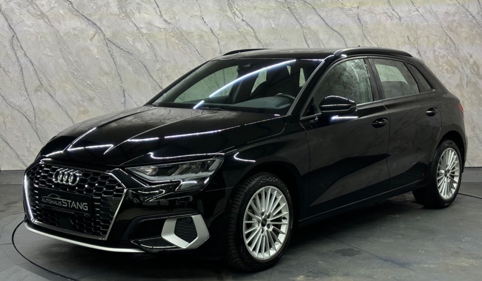 Audi A3 Sportback 30 TFSI advanced+1.Hand+MwSt.+