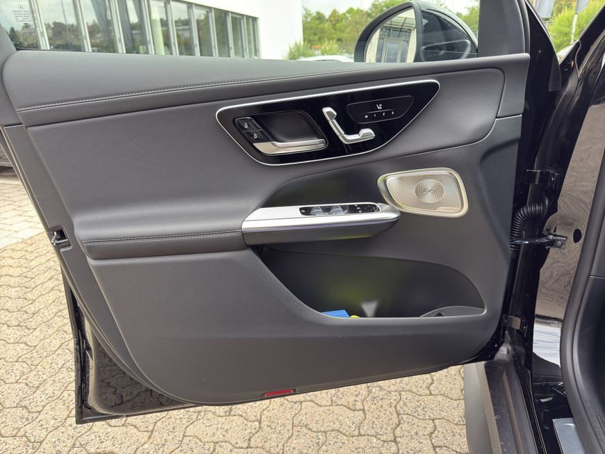 Mercedes-Benz GLC 220 d 4M Edition AMG AHK Distro 20''
