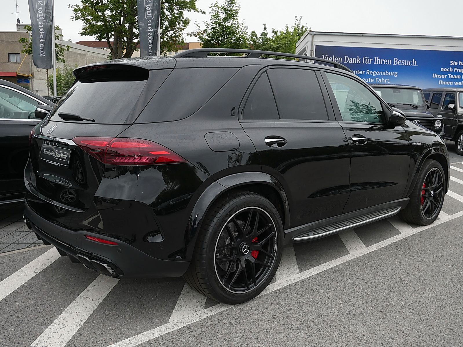 Mercedes-Benz GLE 63 AMG s 4M+PREMIUM PLUS+DIST+PANO+HUD+AHK++