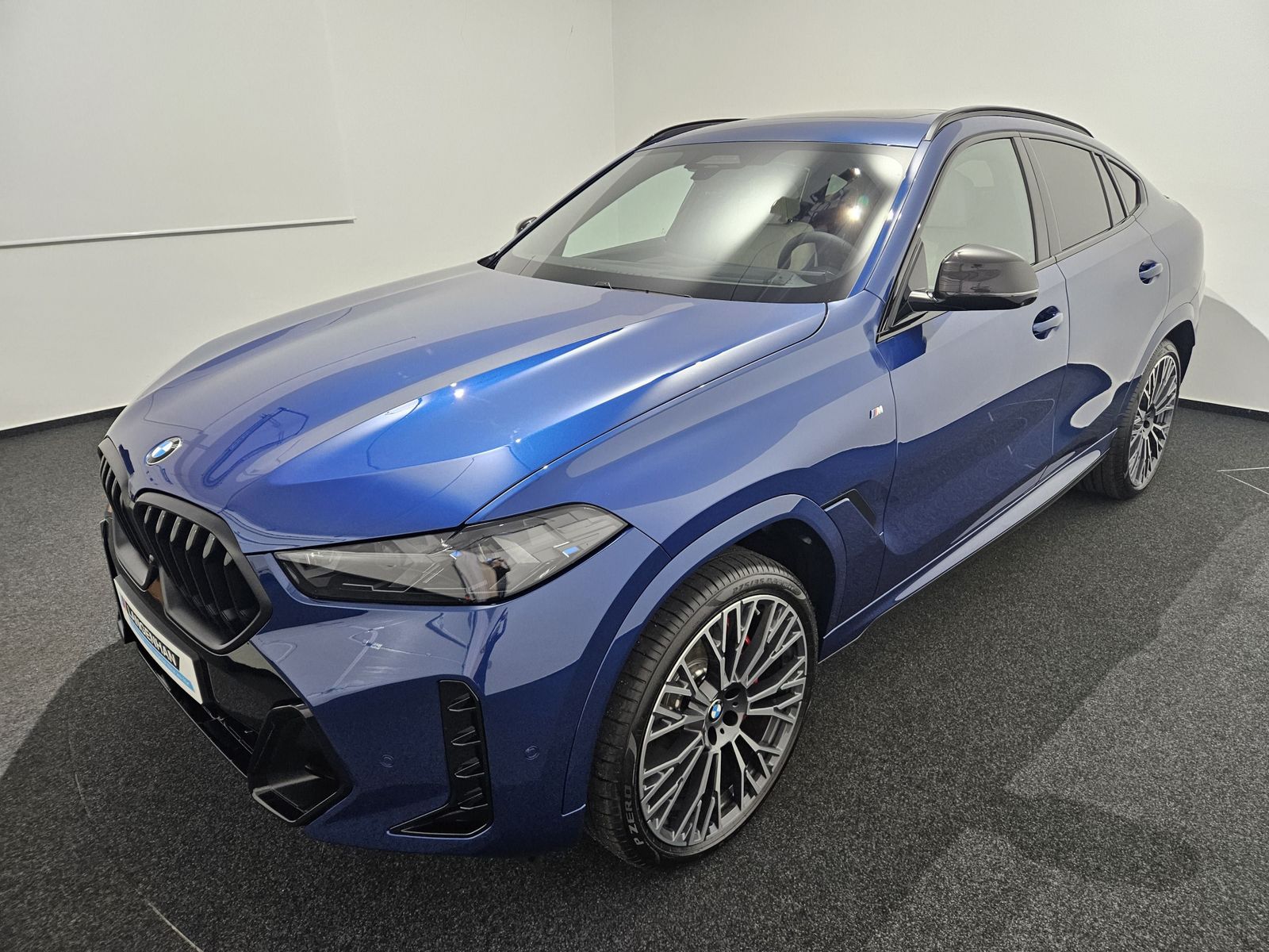 BMW X6 xDrive40d M Sport HUD AHK Pano Luftfahrwerk