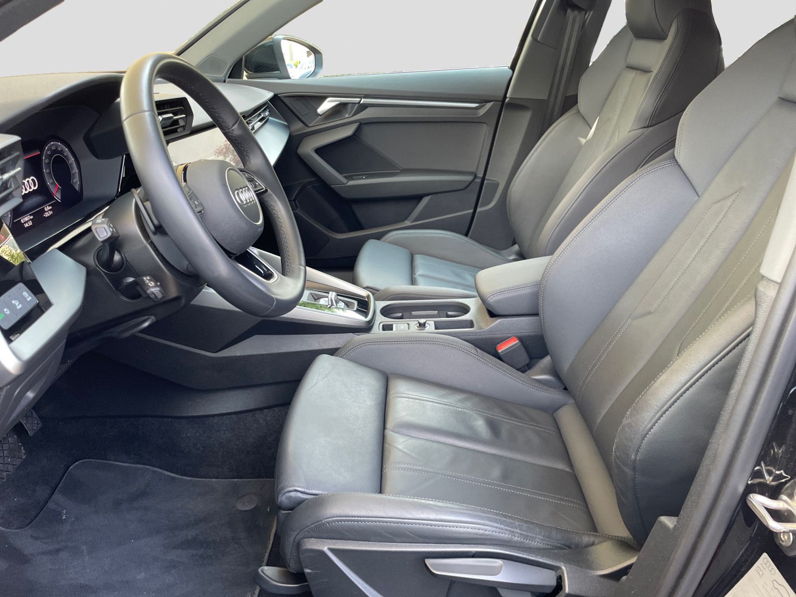 Audi A3 Sportback 40TDI quattro S-trc Navi LED Leder