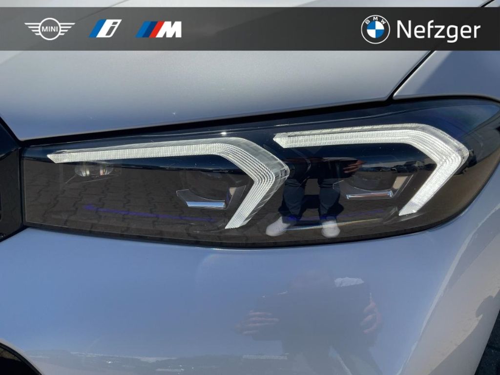 BMW 330 i xDrive Tour. M Sport HUD Pano H/K HiFi AHK
