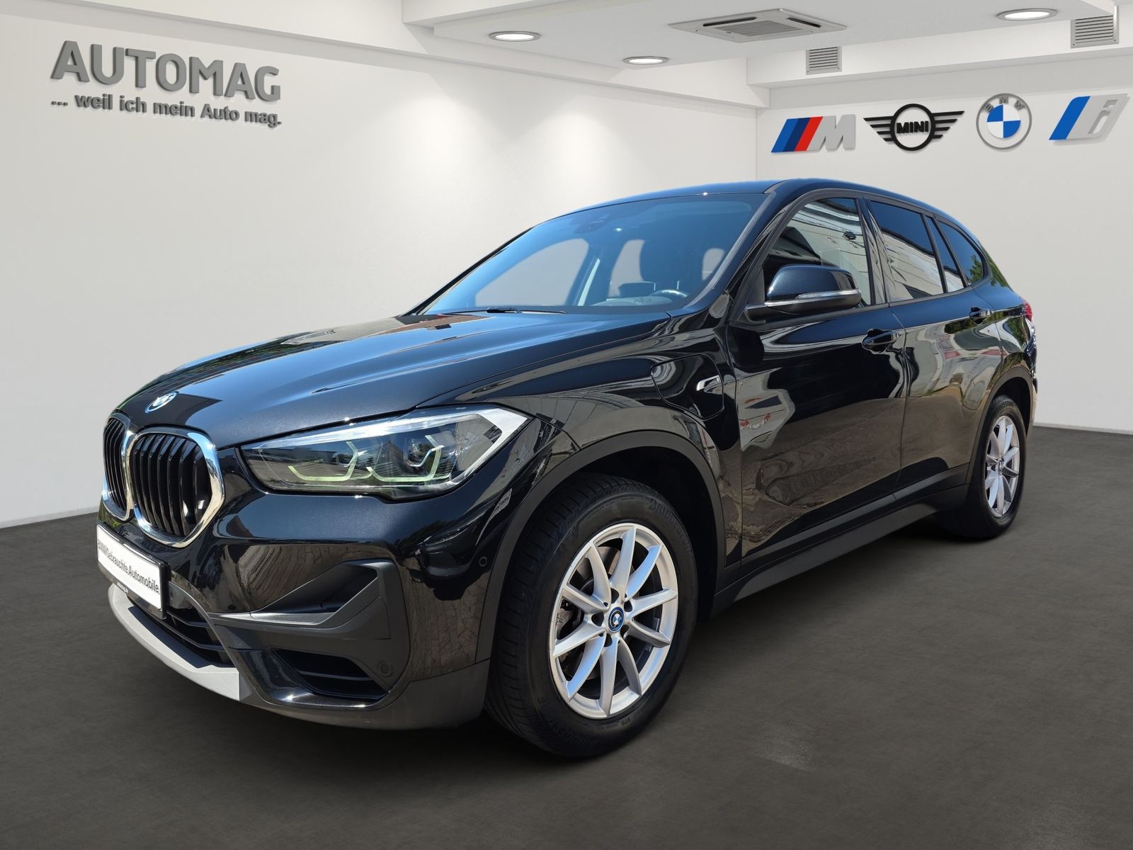 BMW X1 xDrive25e - Samsaru's Car Outlet
