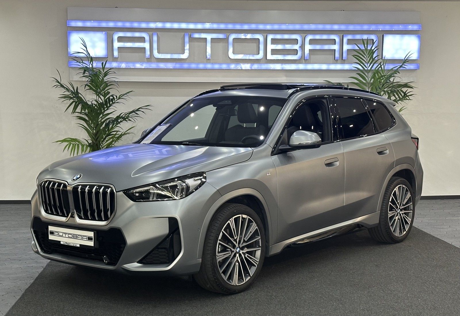 BMW X1 23d xDrive M SPORT*PANO*AKTIV*H&K*AHK*360*HUD