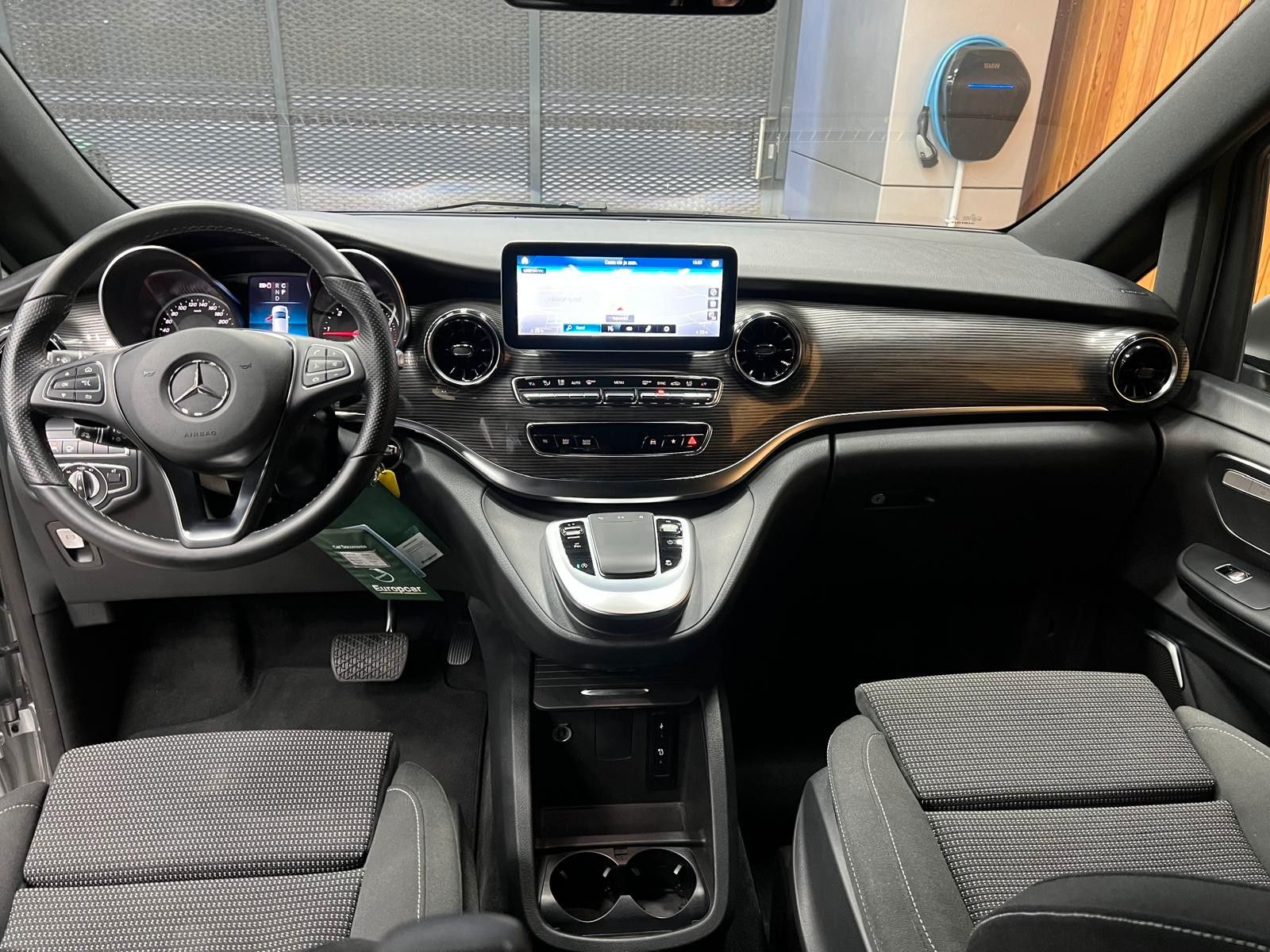 Mercedes-Benz V 220 V -Klasse V 4MATIC - Samsaru's Car Outlet