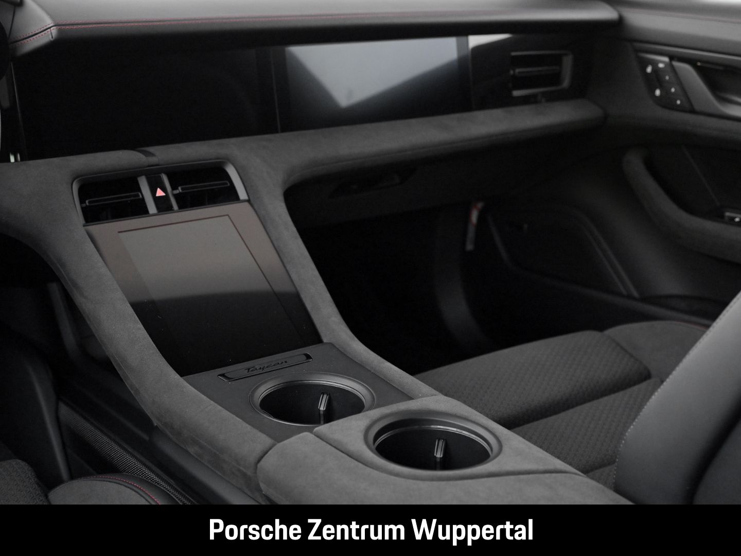 Porsche Taycan GTS Sport Turismo Active-Ride LED-Matrix