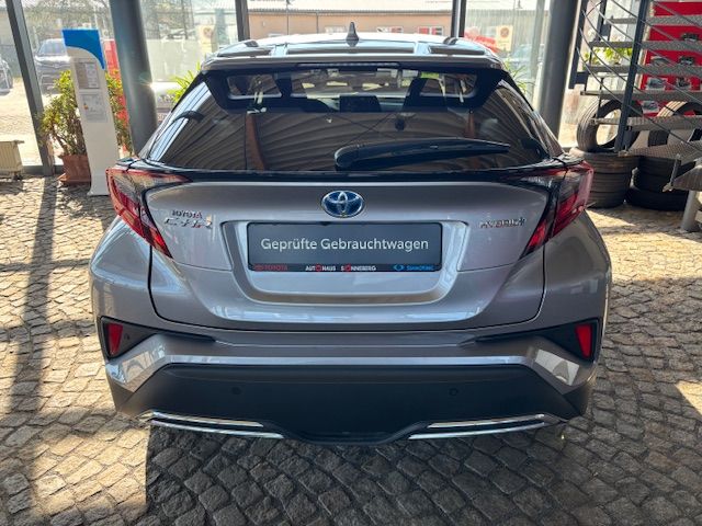 Toyota C-HR 2.0 Hybrid - Samsaru's Car Outlet