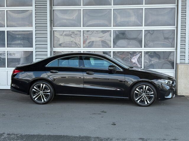 Mercedes-Benz CLA 180 Coupé Progressive Advanced - Samsaru's Car Outlet