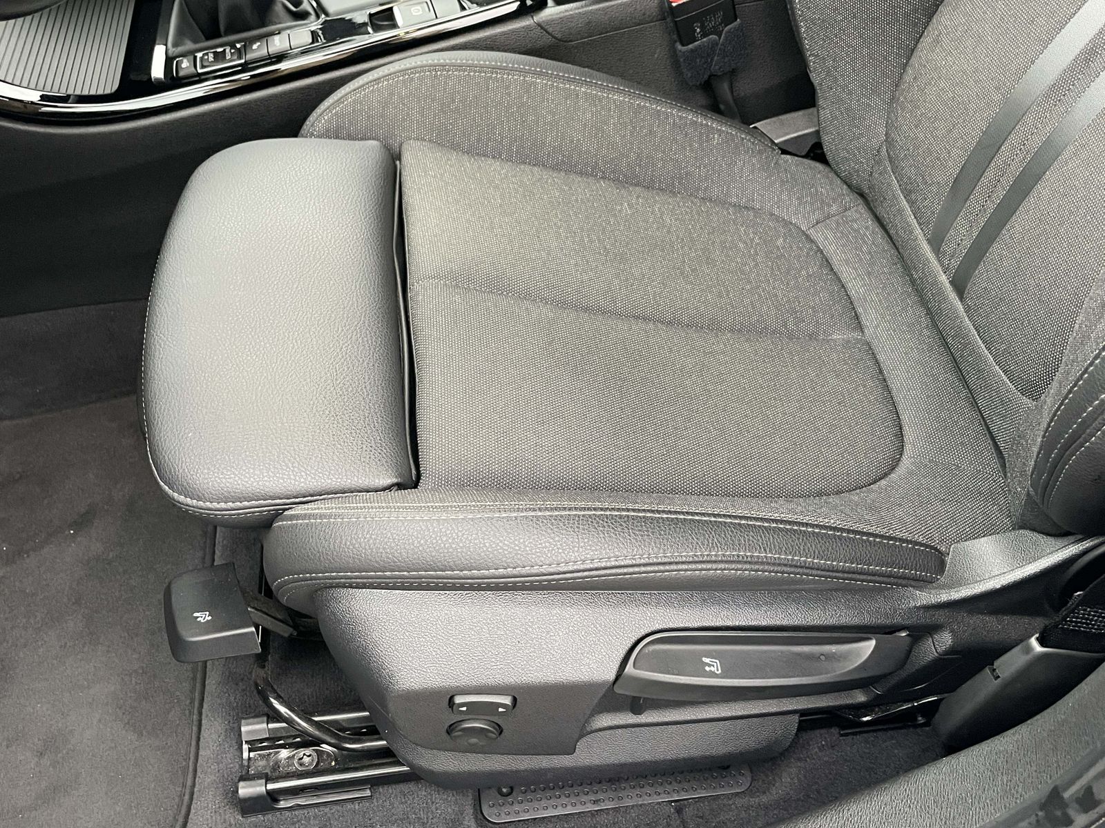 BMW X1 xDrive25e M Sportpaket - Samsaru's Car Outlet
