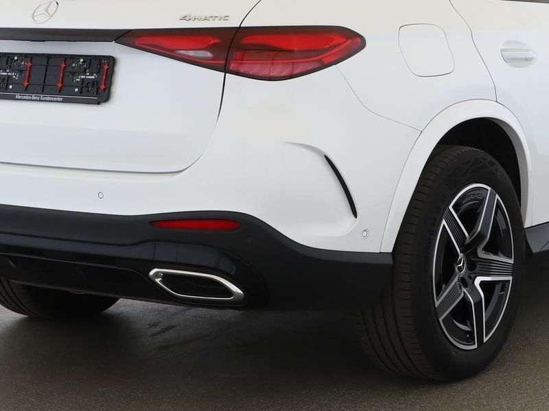 Mercedes-Benz GLC 300 e AMG 4M - Samsaru's Car Outlet