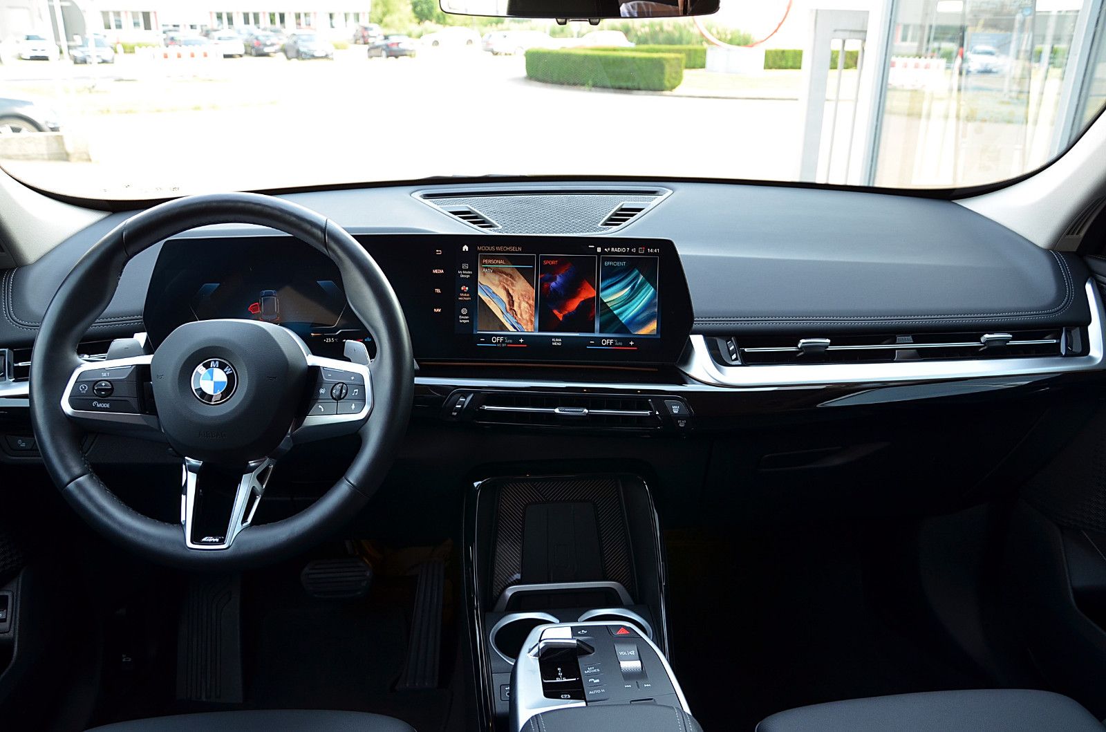 BMW X1 23 d xDrive xLine Sportsitze - Samsaru's Car Outlet