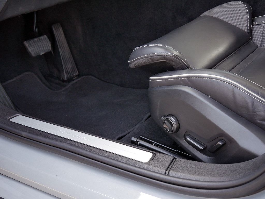 Volvo S60 T8 AWD Ultimate Dark AWD