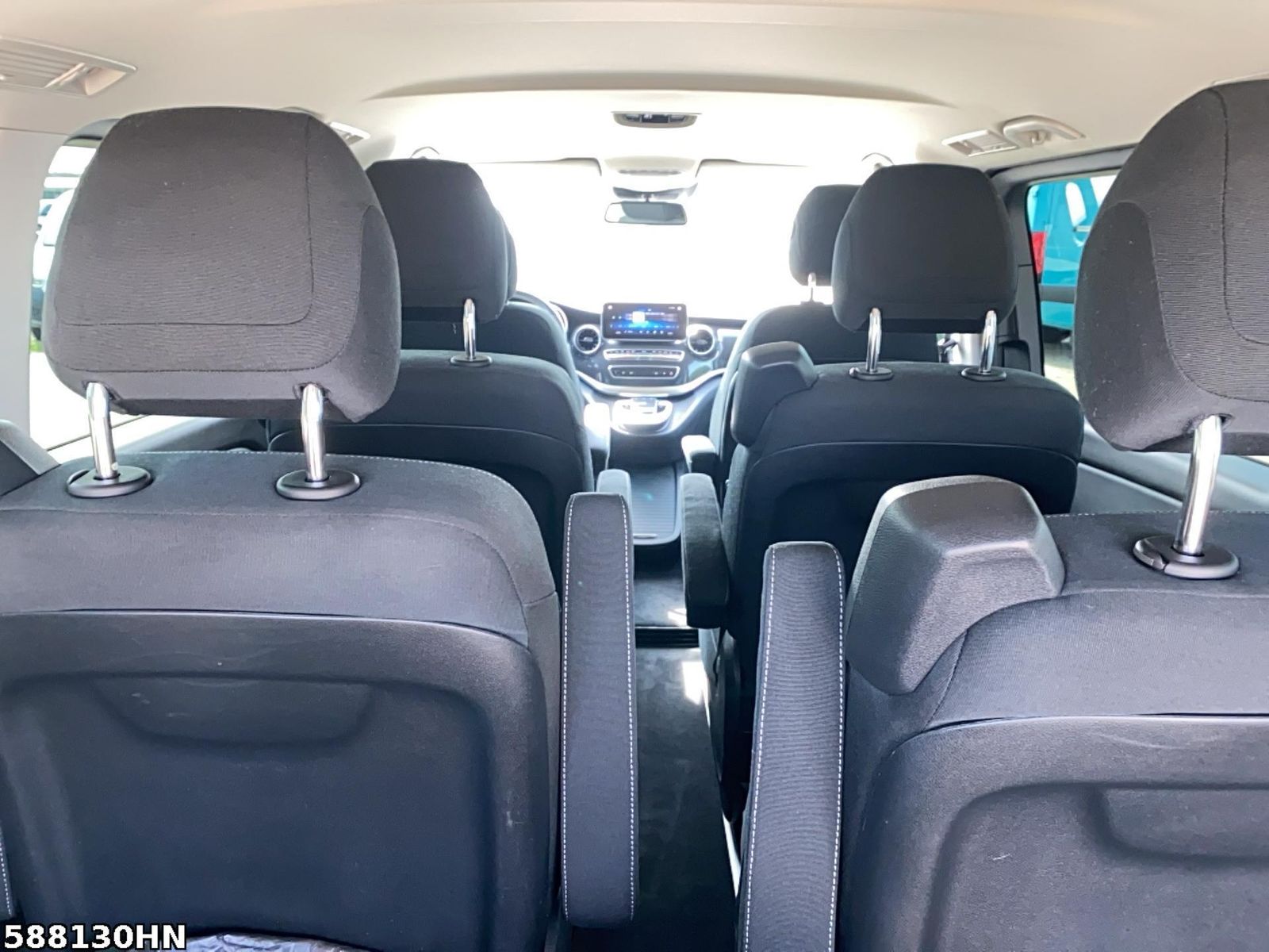 Mercedes-Benz V 220 ED - Samsaru's Car Outlet