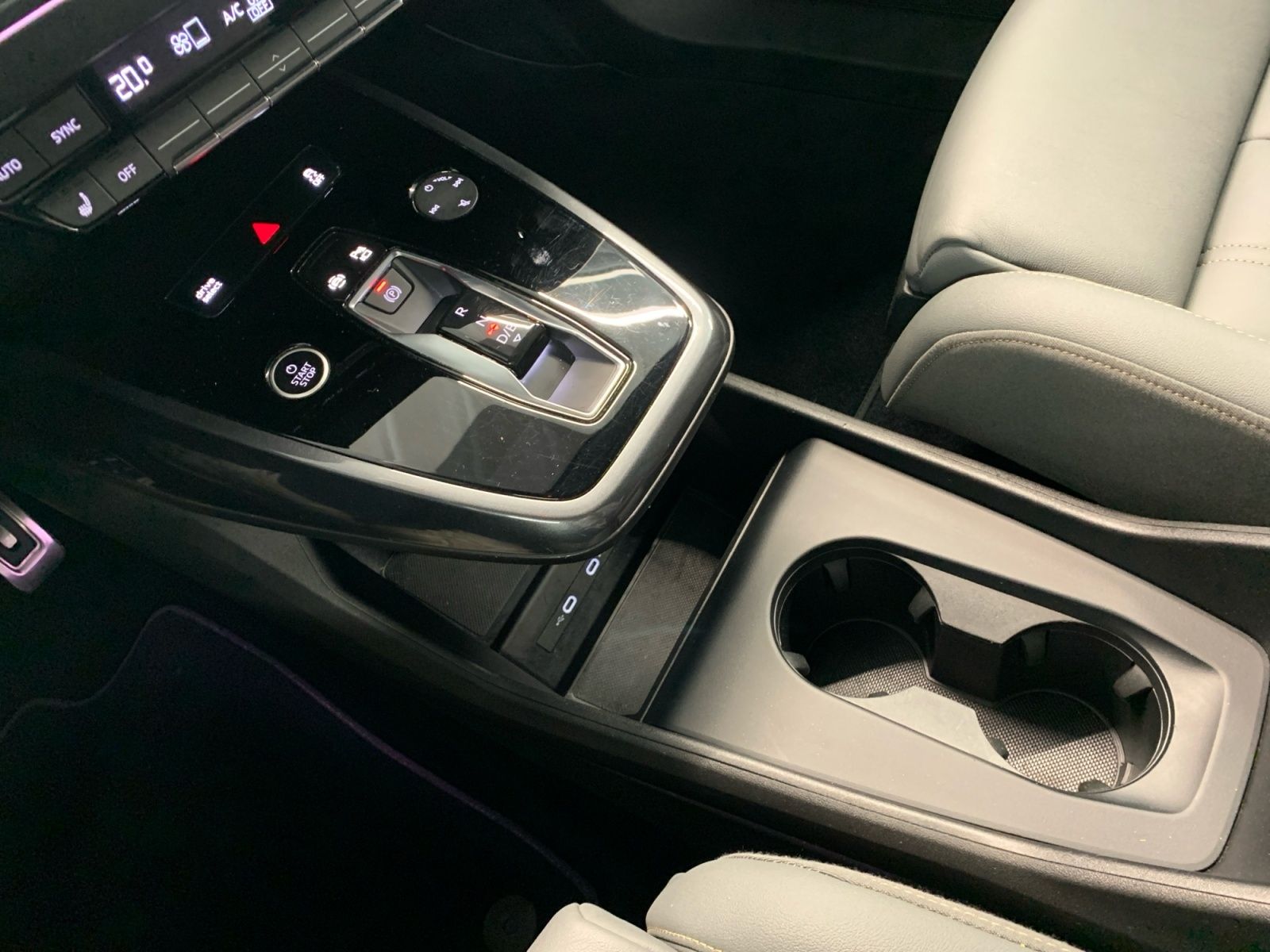 Audi Q4 e-tron Sportback 50 quattro S line edition on
